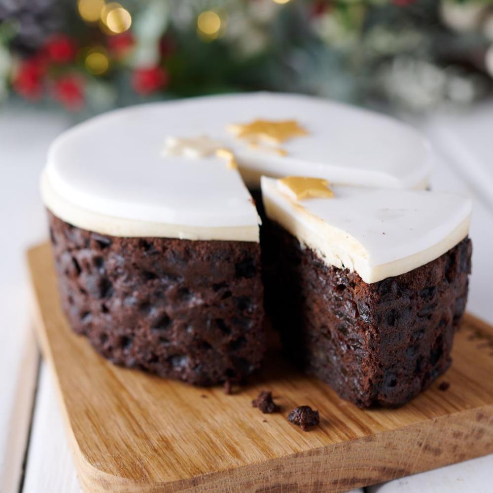 Iced Top Christmas Cake- Round